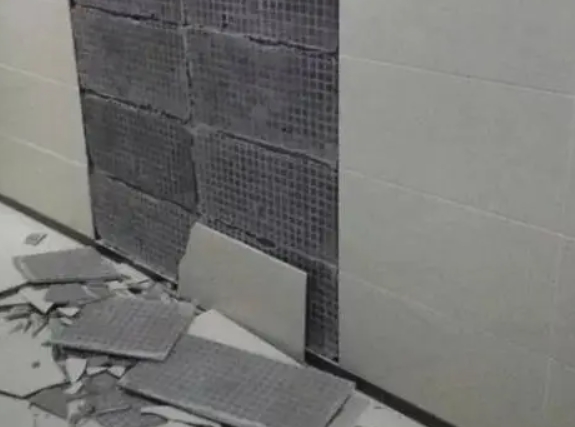 韶关市瓷砖空鼓维修公司分享下韶关市墙砖松动维修的知识